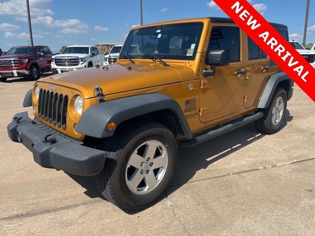 used 2014 Jeep Wrangler Unlimited car, priced at $18,500