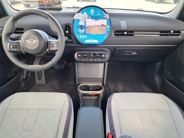 used 2025 MINI Hardtop car, priced at $31,000