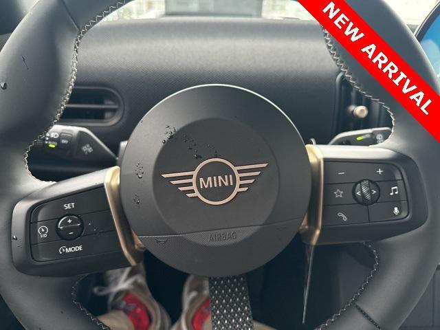 used 2025 MINI Hardtop car, priced at $31,000