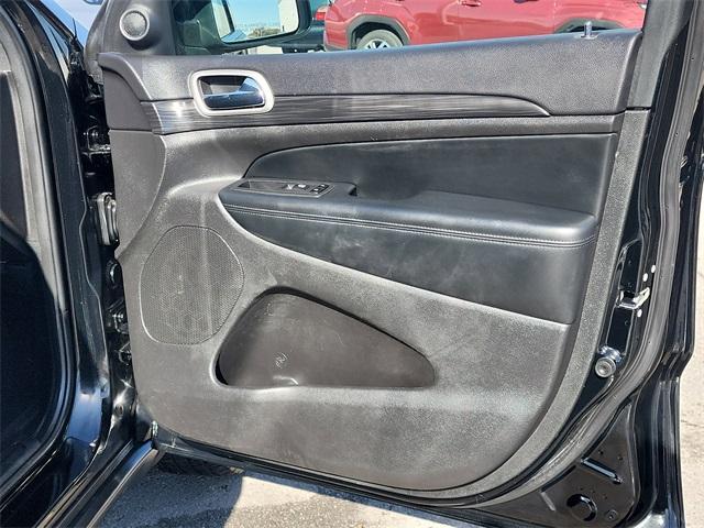 used 2021 Jeep Grand Cherokee car, priced at $19,000