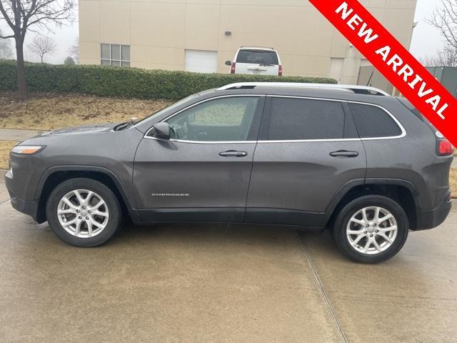 used 2018 Jeep Cherokee car, priced at $11,500