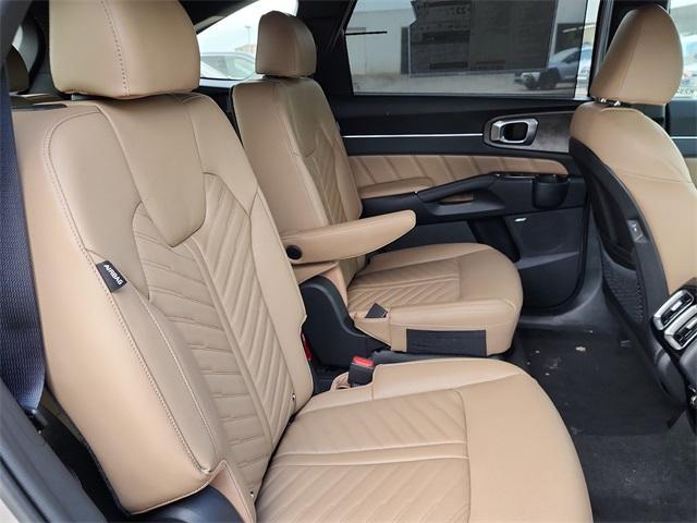 new 2025 Kia Sorento car, priced at $44,288