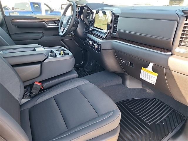 new 2025 GMC Sierra 1500 car, priced at $48,470
