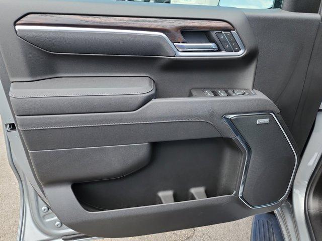new 2025 GMC Sierra 1500 car, priced at $53,150