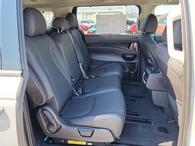 new 2026 Kia Carnival car, priced at $51,670