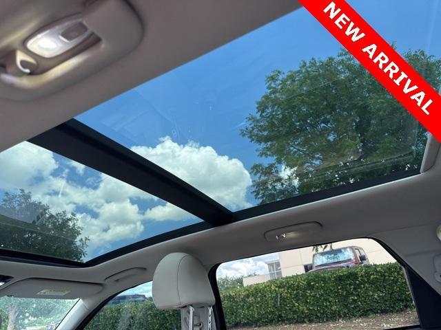 used 2022 Kia Sorento car, priced at $25,500