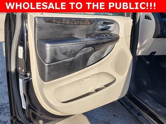 used 2014 Dodge Grand Caravan car, priced at $7,500