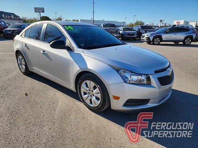 used 2014 Chevrolet Cruze car, priced at $6,500