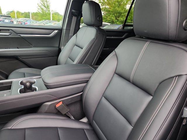 new 2025 GMC Acadia car, priced at $40,820