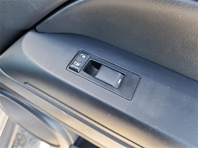 used 2015 Jeep Patriot car, priced at $6,000