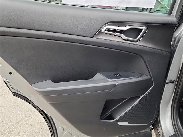 new 2026 Kia Sportage Hybrid car, priced at $30,231