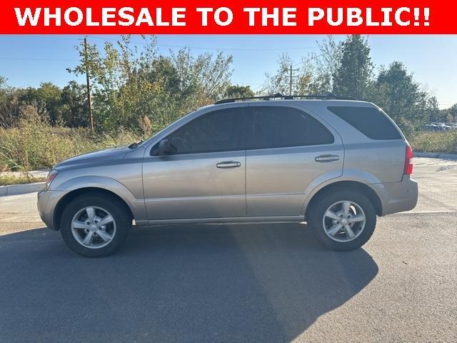 used 2007 Kia Sorento car, priced at $6,000
