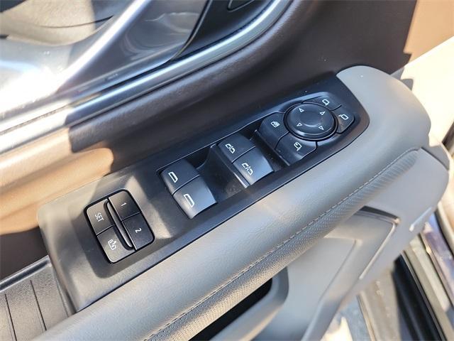 used 2021 GMC Yukon car, priced at $38,500