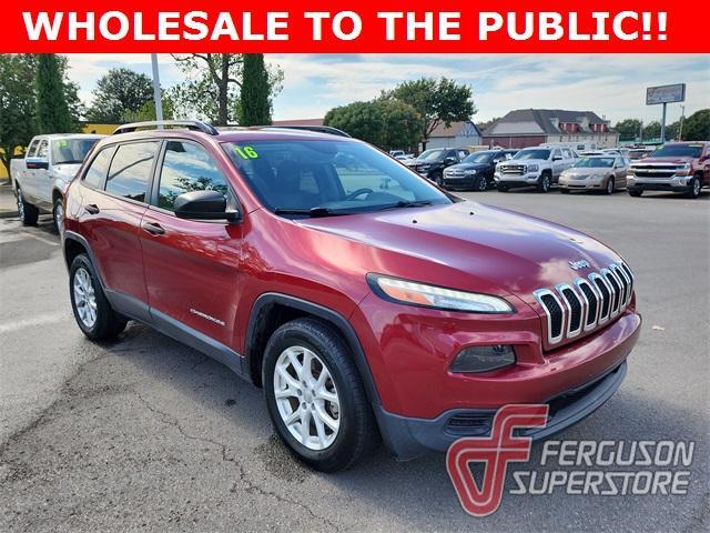 used 2016 Jeep Cherokee car, priced at $7,500