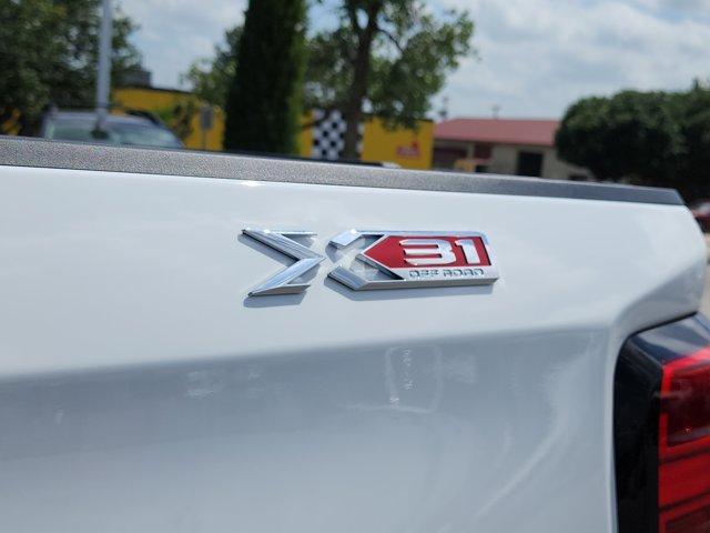 new 2025 GMC Sierra 1500 car, priced at $52,655
