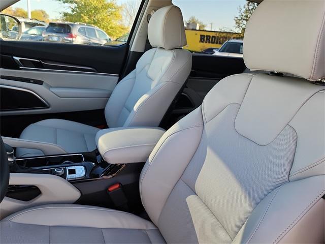 new 2025 Kia Telluride car, priced at $39,552