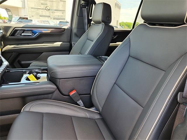 new 2025 GMC Yukon XL car, priced at $76,984