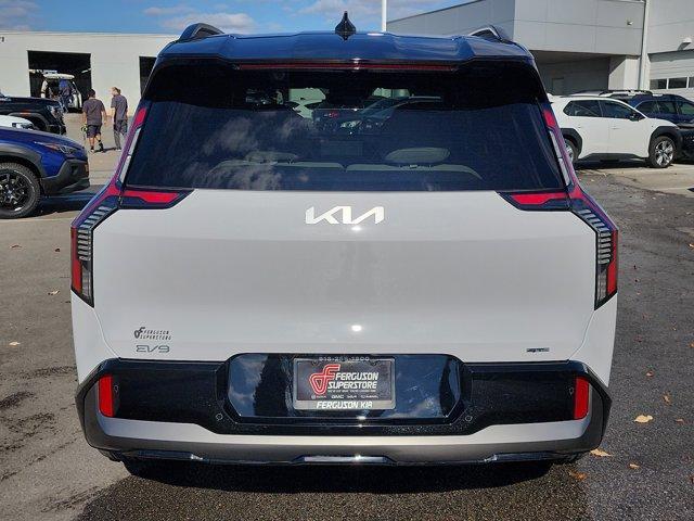 new 2026 Kia EV9 car, priced at $60,130