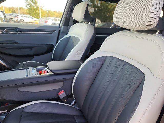 new 2026 Kia EV9 car, priced at $60,130