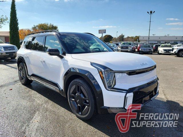 new 2026 Kia EV9 car, priced at $60,130