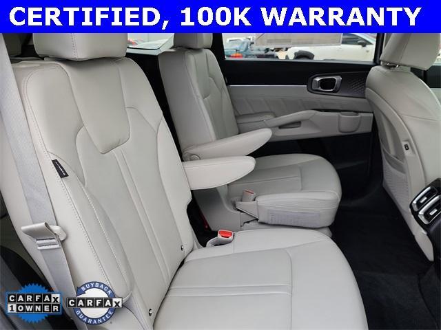 used 2025 Kia Sorento car, priced at $37,000