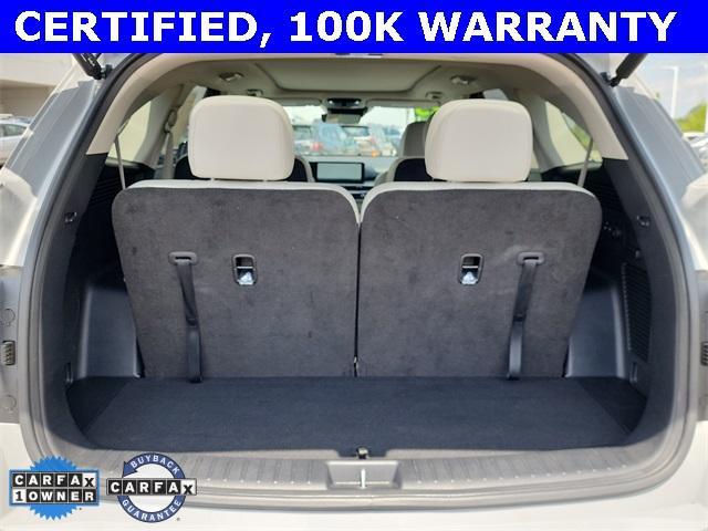 used 2025 Kia Sorento car, priced at $37,000