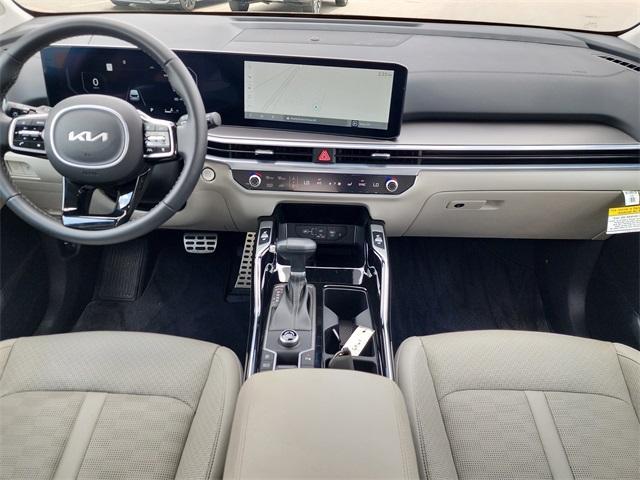 used 2025 Kia Sorento car, priced at $38,000