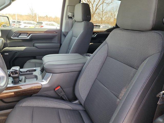 new 2025 GMC Sierra 1500 car, priced at $54,400