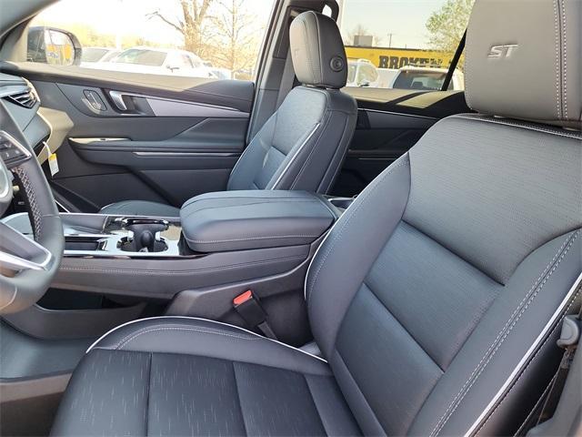 new 2025 Buick Enclave car, priced at $53,781