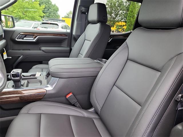 new 2025 GMC Sierra 1500 car, priced at $55,940
