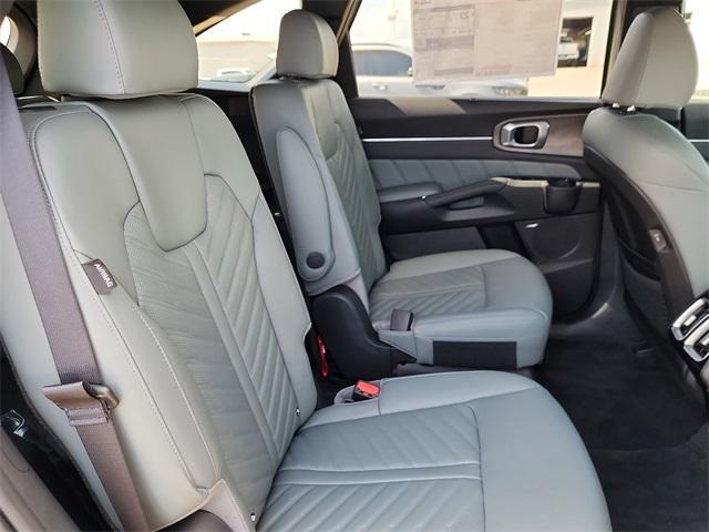new 2025 Kia Sorento car, priced at $43,320