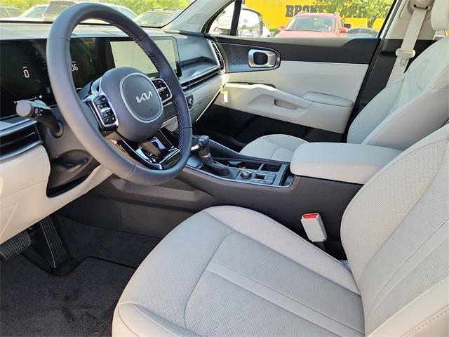 new 2025 Kia Sorento car, priced at $35,080