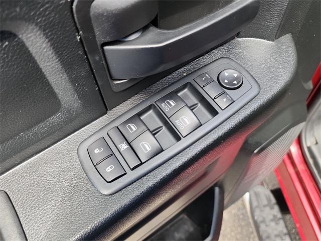 used 2019 Ram 1500 Classic car, priced at $19,000