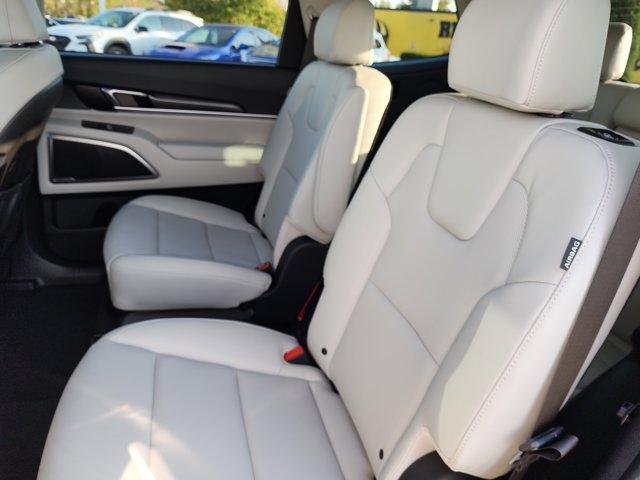 new 2025 Kia Telluride car, priced at $40,757