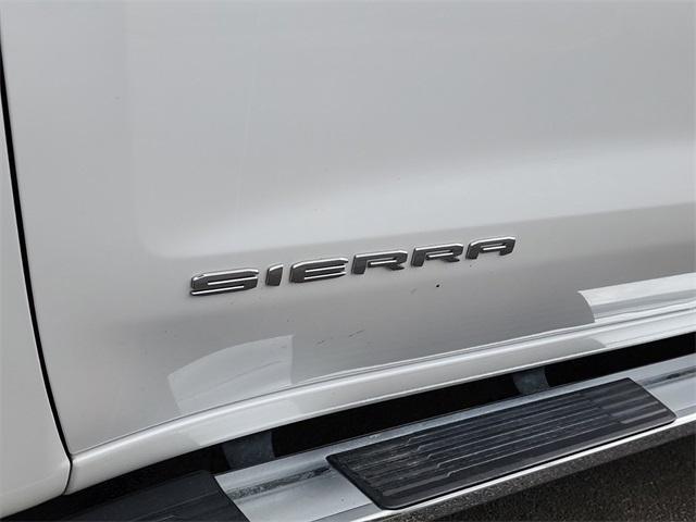 used 2022 GMC Sierra 1500 car, priced at $39,000