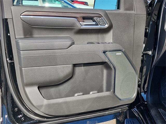 new 2025 GMC Sierra 1500 car, priced at $54,825