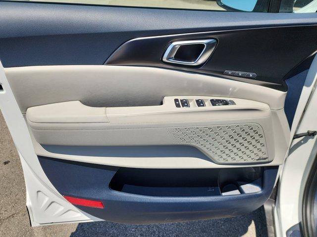 new 2026 Kia Carnival car, priced at $50,621
