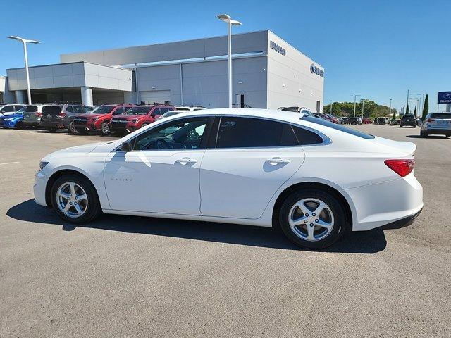 used 2018 Chevrolet Malibu car, priced at $14,000