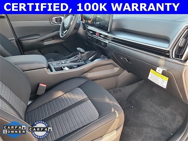 used 2025 Kia Sorento car, priced at $29,000