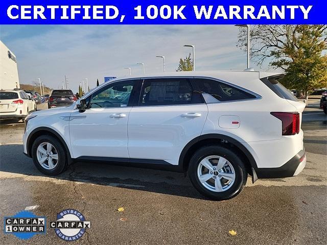 used 2025 Kia Sorento car, priced at $29,000