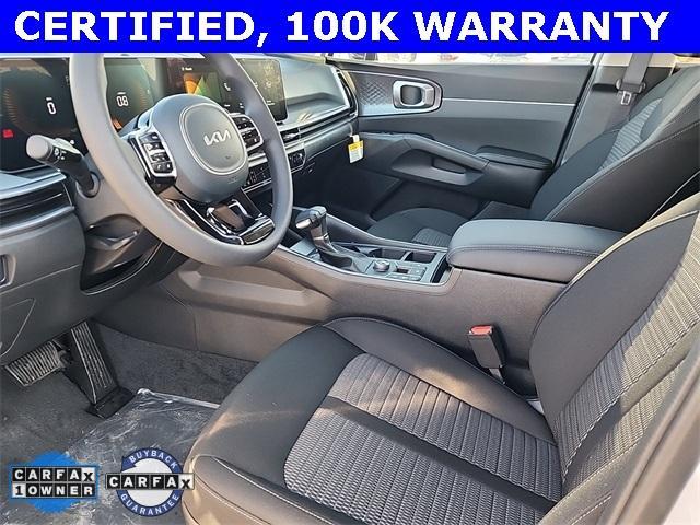 used 2025 Kia Sorento car, priced at $29,000