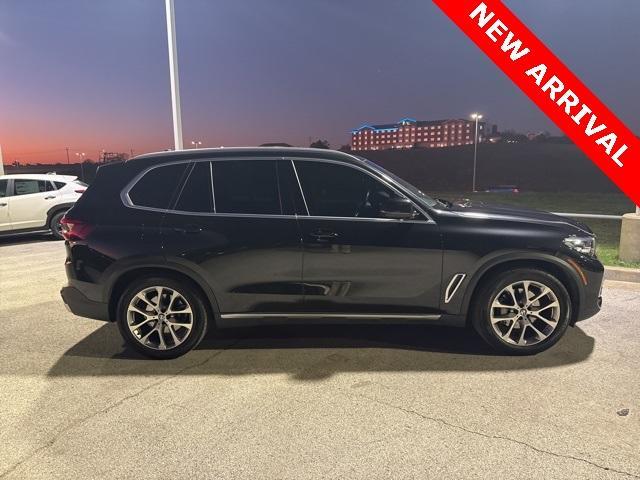 used 2021 BMW X5 car, priced at $40,000