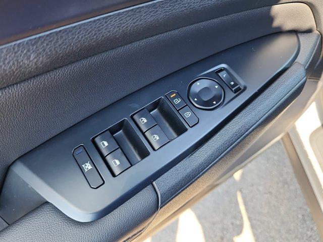 new 2026 Kia Sportage car, priced at $32,180