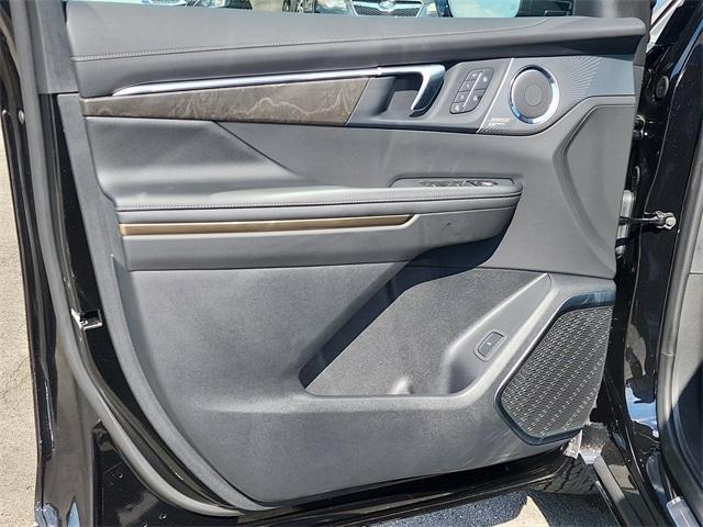 new 2025 Buick Enclave car, priced at $59,305