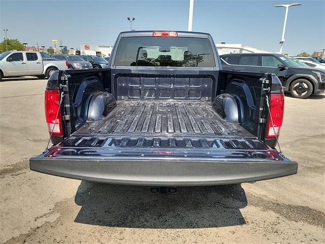 used 2019 Ram 1500 Classic car, priced at $20,000