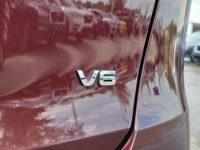 used 2018 Kia Sorento car, priced at $10,000