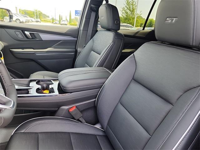 new 2026 Buick Enclave car, priced at $53,136