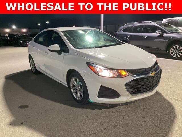 used 2019 Chevrolet Cruze car, priced at $10,000