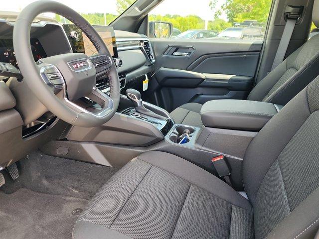 new 2025 GMC Canyon car, priced at $39,915