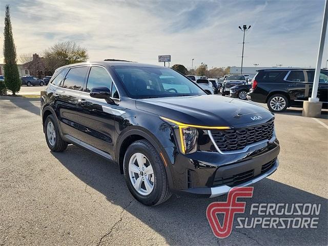 new 2025 Kia Sorento car, priced at $28,672